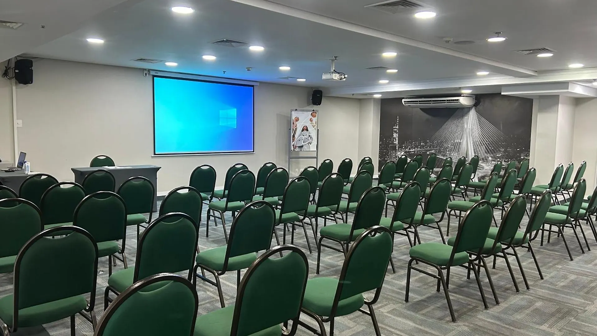 Apartment Flat No Mercure Privilege Ibirapuera Moema - 5 Min Do Aeroporto De Congonhas
