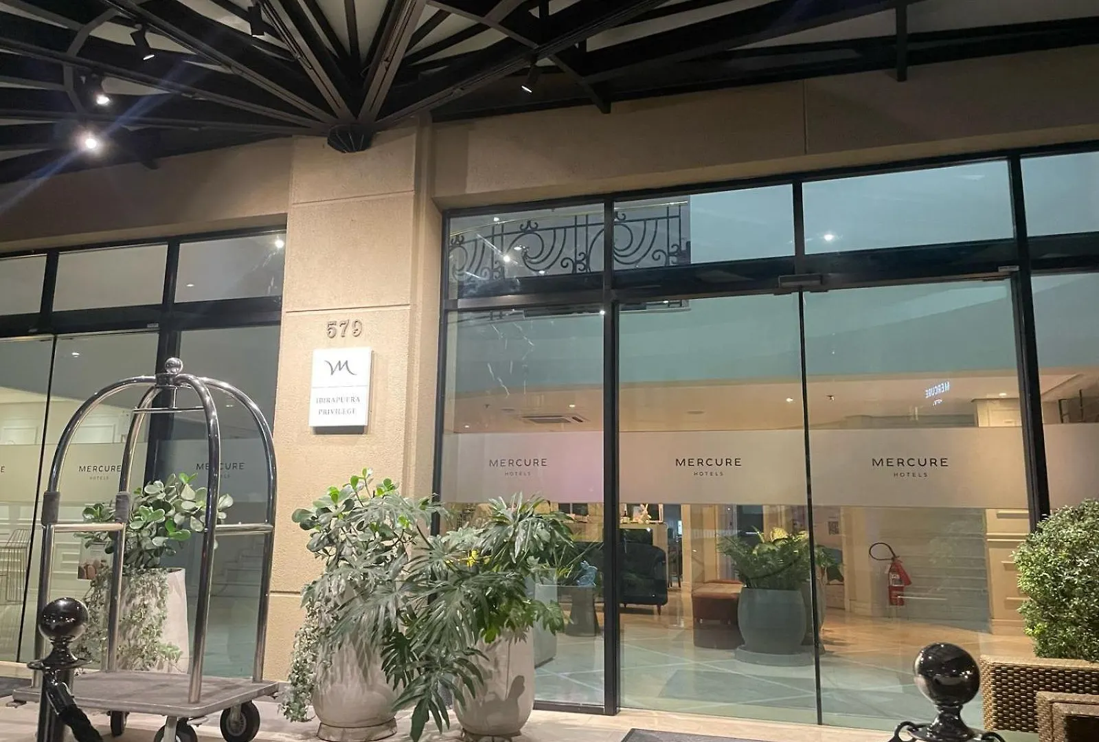 Apartment Flat No Mercure Privilege Ibirapuera Moema - 5 Min Do Aeroporto De Congonhas Brazil